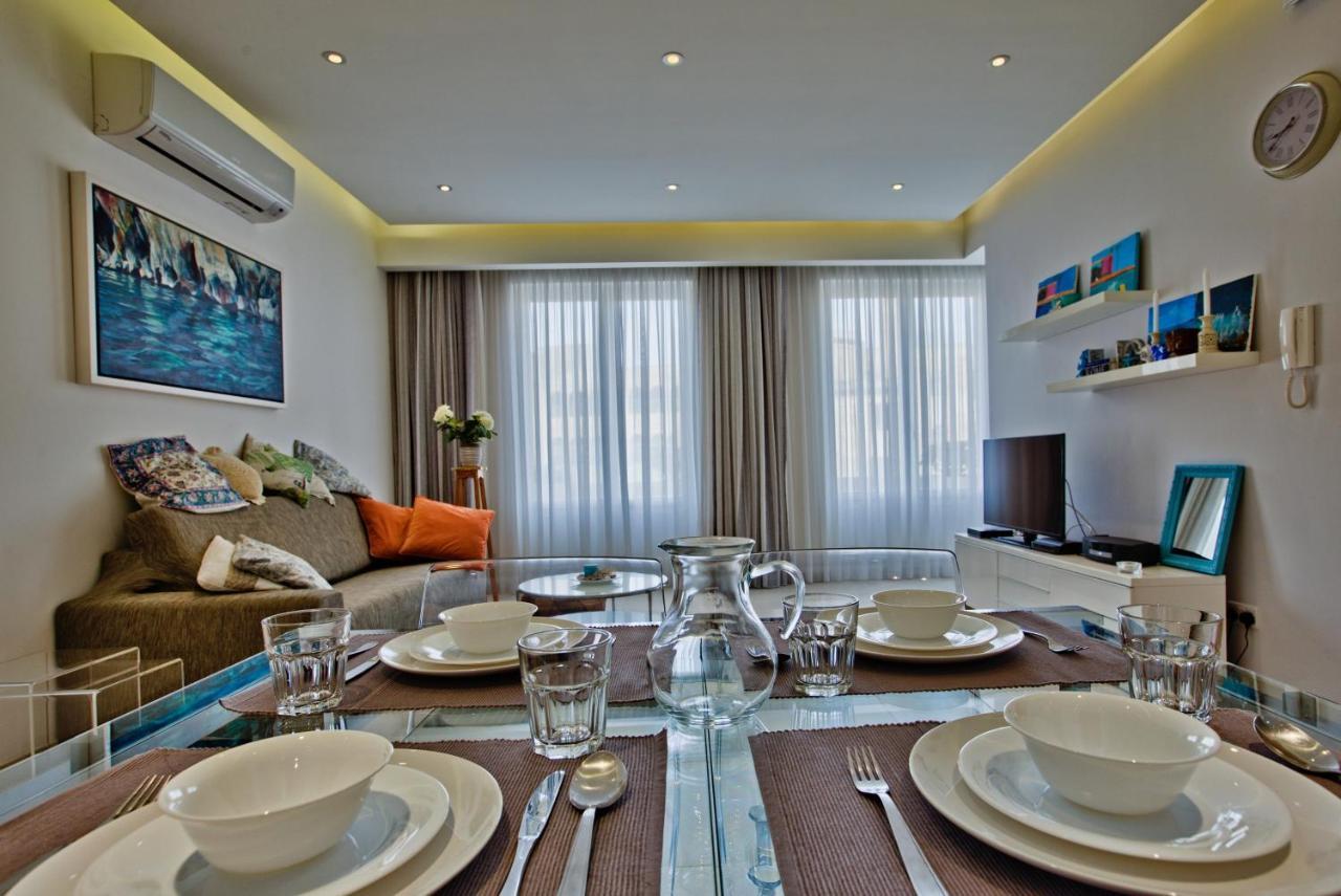 Bright And Central 2 Bedroom Apartment In Sliema Ngoại thất bức ảnh