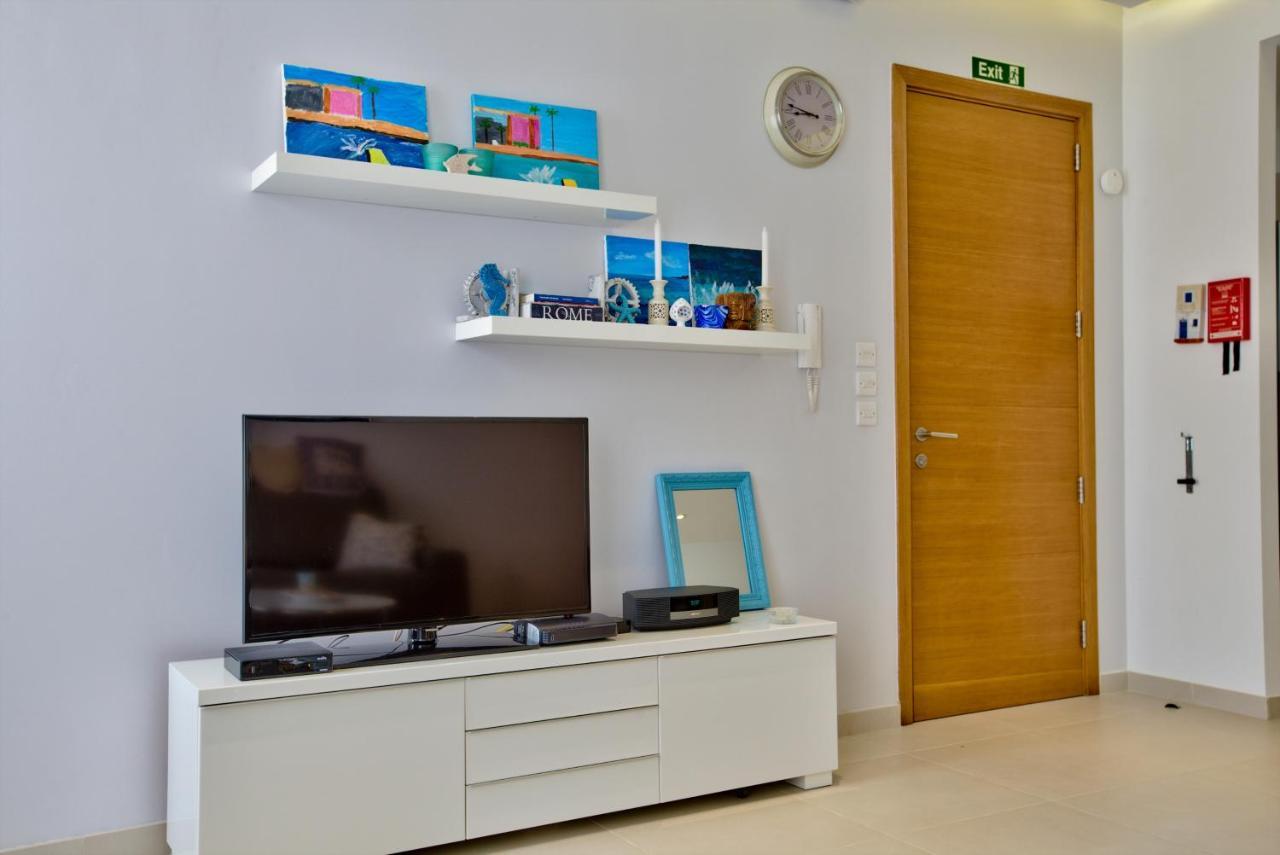 Bright And Central 2 Bedroom Apartment In Sliema Ngoại thất bức ảnh