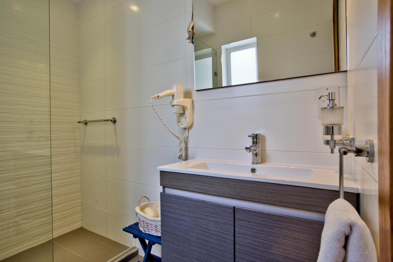 Bright And Central 2 Bedroom Apartment In Sliema Ngoại thất bức ảnh