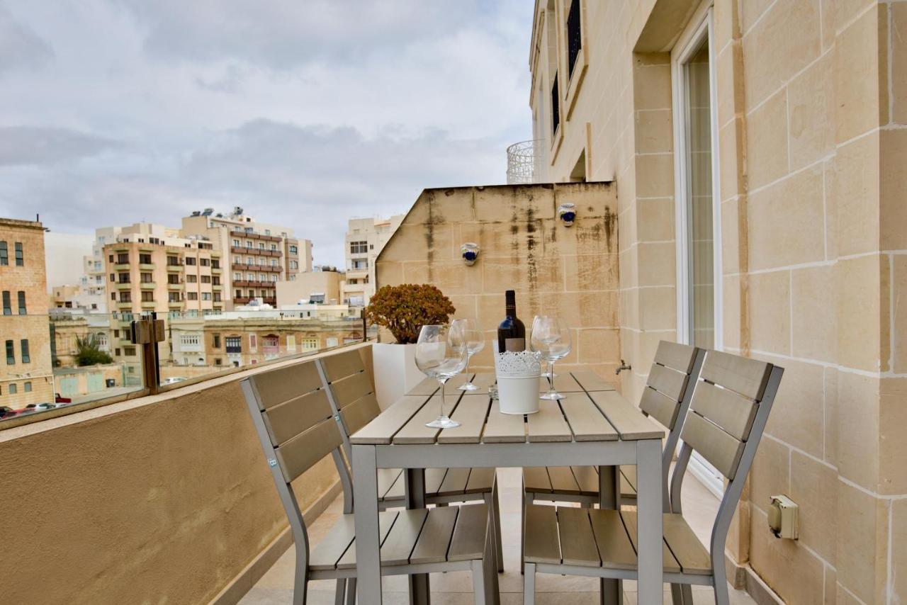 Bright And Central 2 Bedroom Apartment In Sliema Ngoại thất bức ảnh