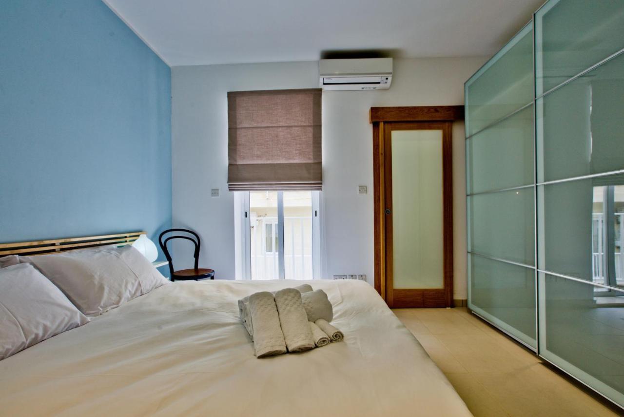 Bright And Central 2 Bedroom Apartment In Sliema Ngoại thất bức ảnh