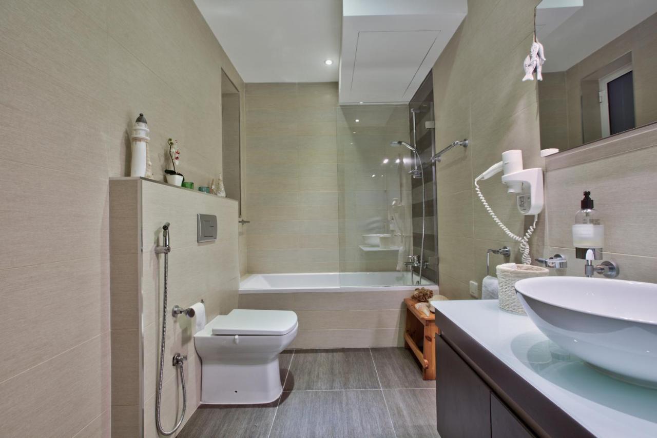Bright And Central 2 Bedroom Apartment In Sliema Ngoại thất bức ảnh